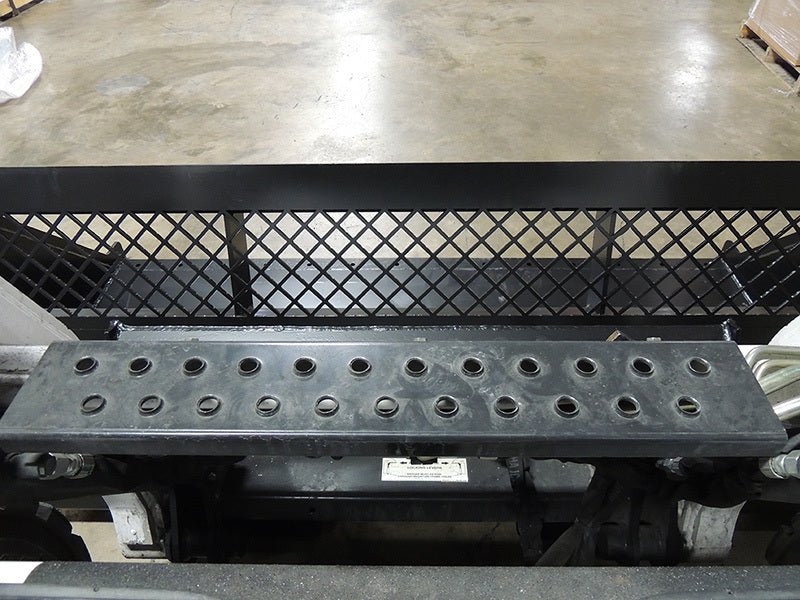 Bucket – High Back Snow And Mulch Blue Diamond Attachments