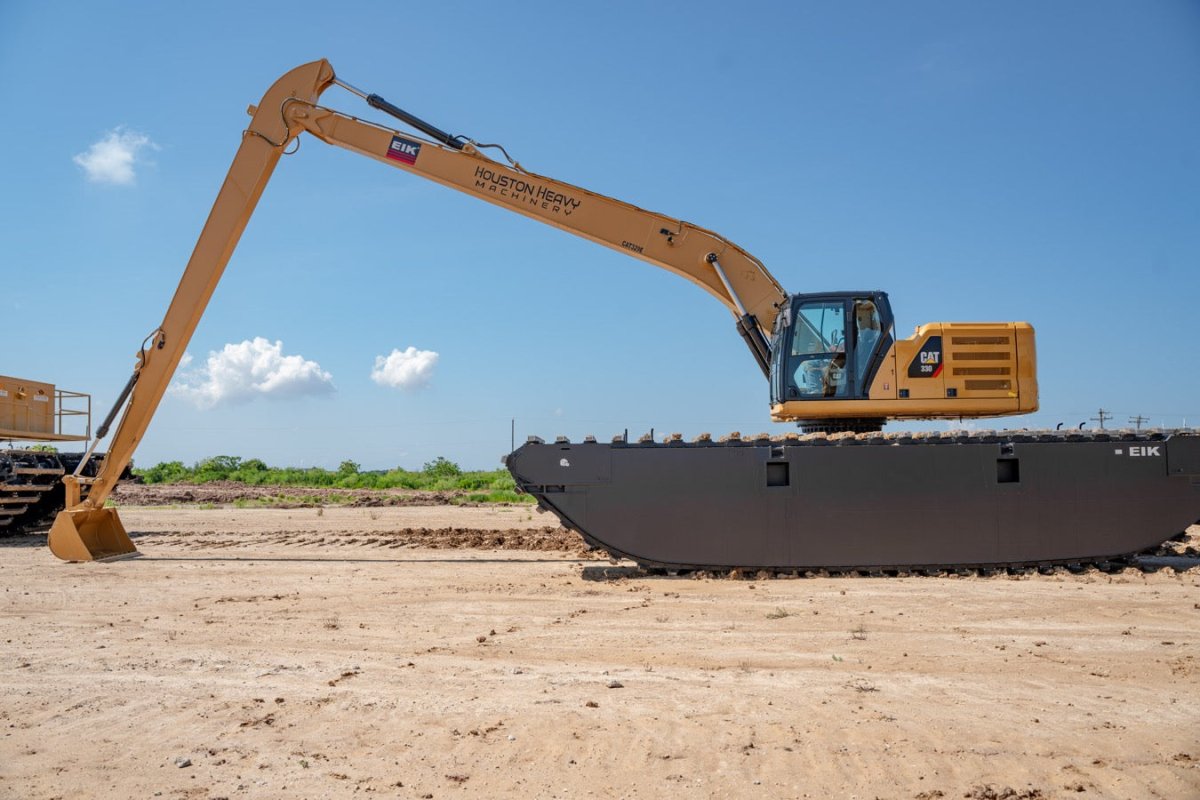 Caterpillar 2019 Long Reach Pontoon Excavator - 3505 Hours EIK Solutions