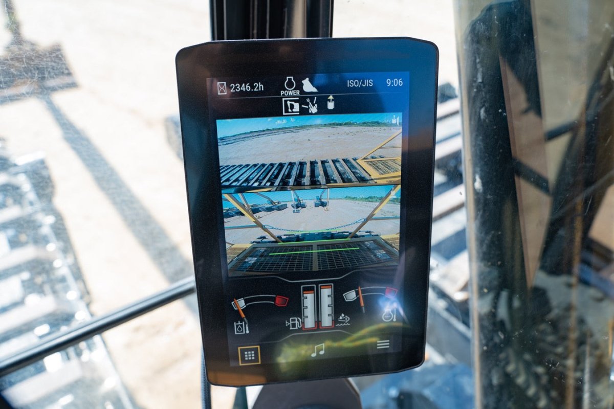 Caterpillar 2021 AM326 LR MFJ00387 - 3,617 hours EIK Solutions