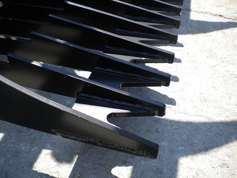 Skid Steer Rock Bucket Grapple – Standard Duty Blue Diamond Attachments