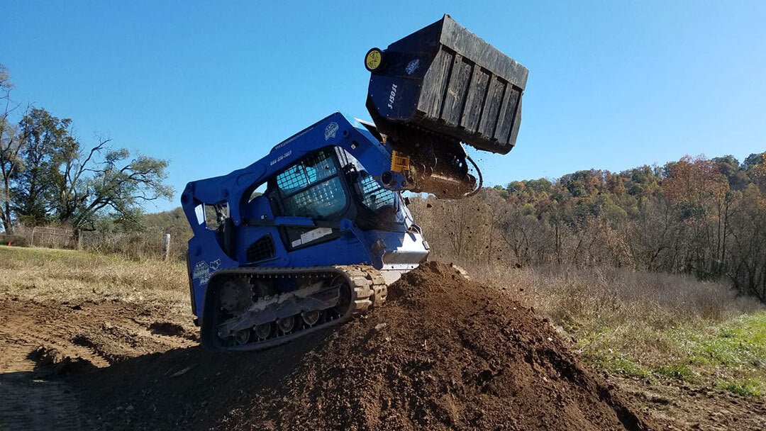 Skid Steer Screening Bucket Blue Diamond Attachments